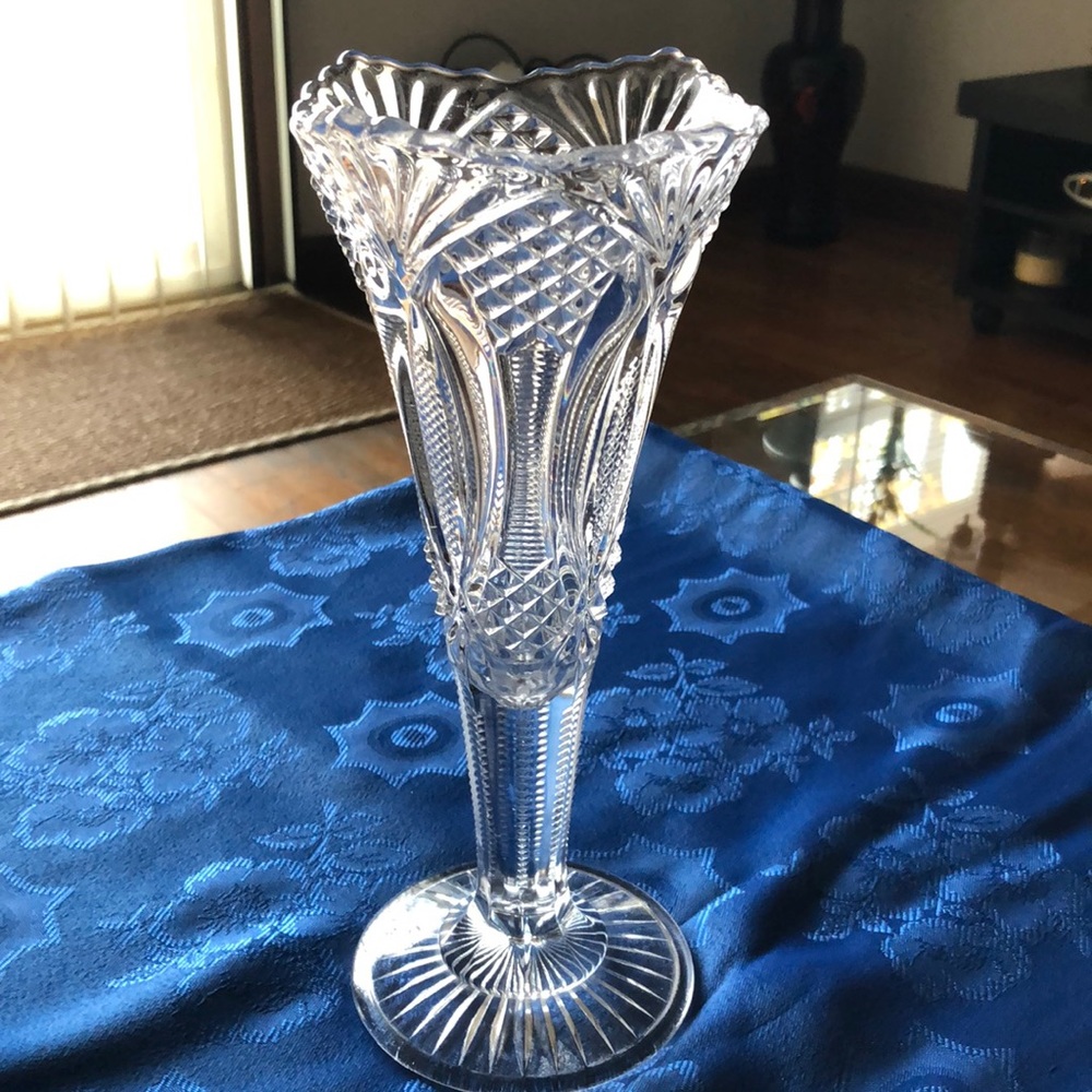 Vintage Chrystal 10” Vase